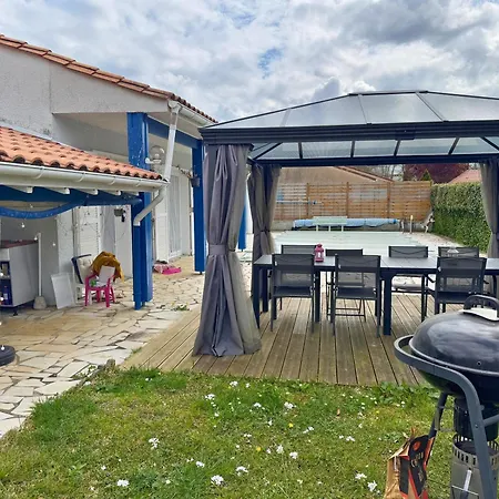 Lotus - Terrasse - Piscine - Parking Holiday home Dax